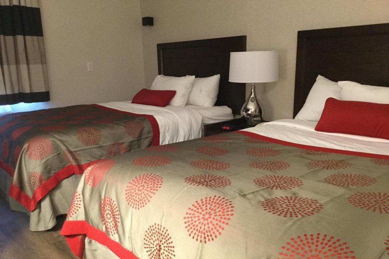 Отель Ramada By Wyndham Bronx Terminal Нью-Йорк Экстерьер фото