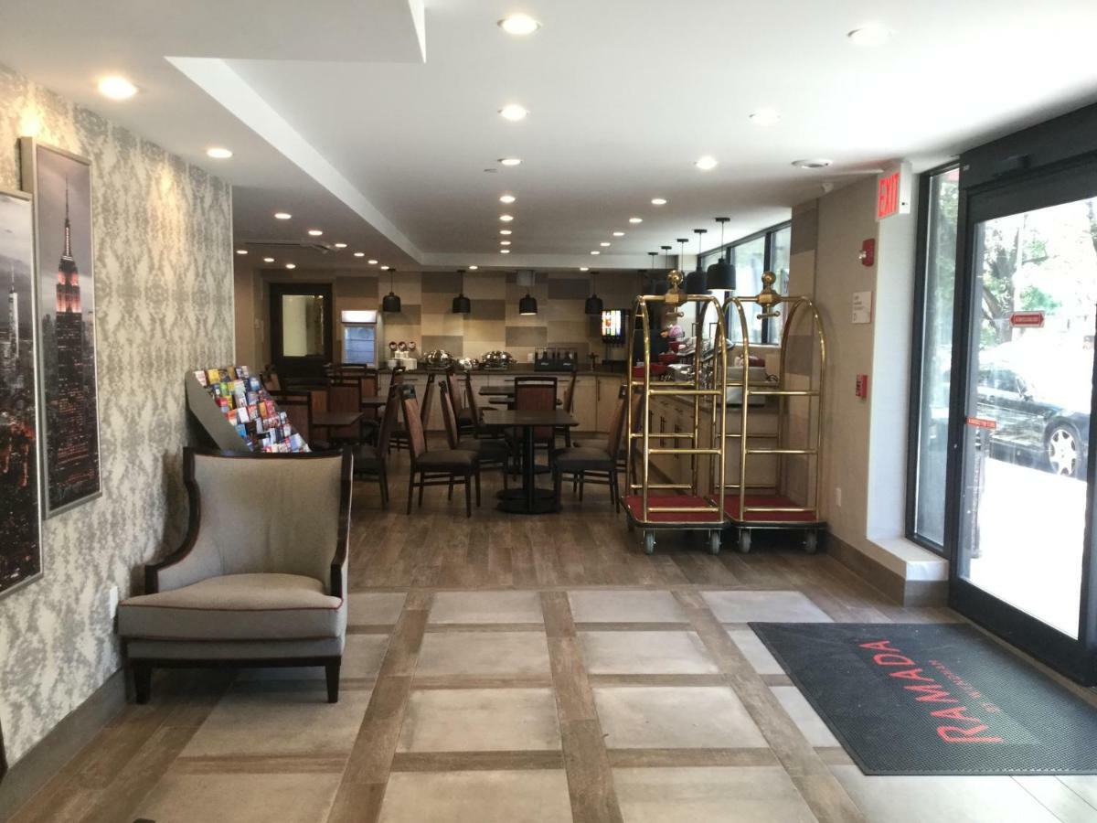 Отель Ramada By Wyndham Bronx Terminal Нью-Йорк Экстерьер фото
